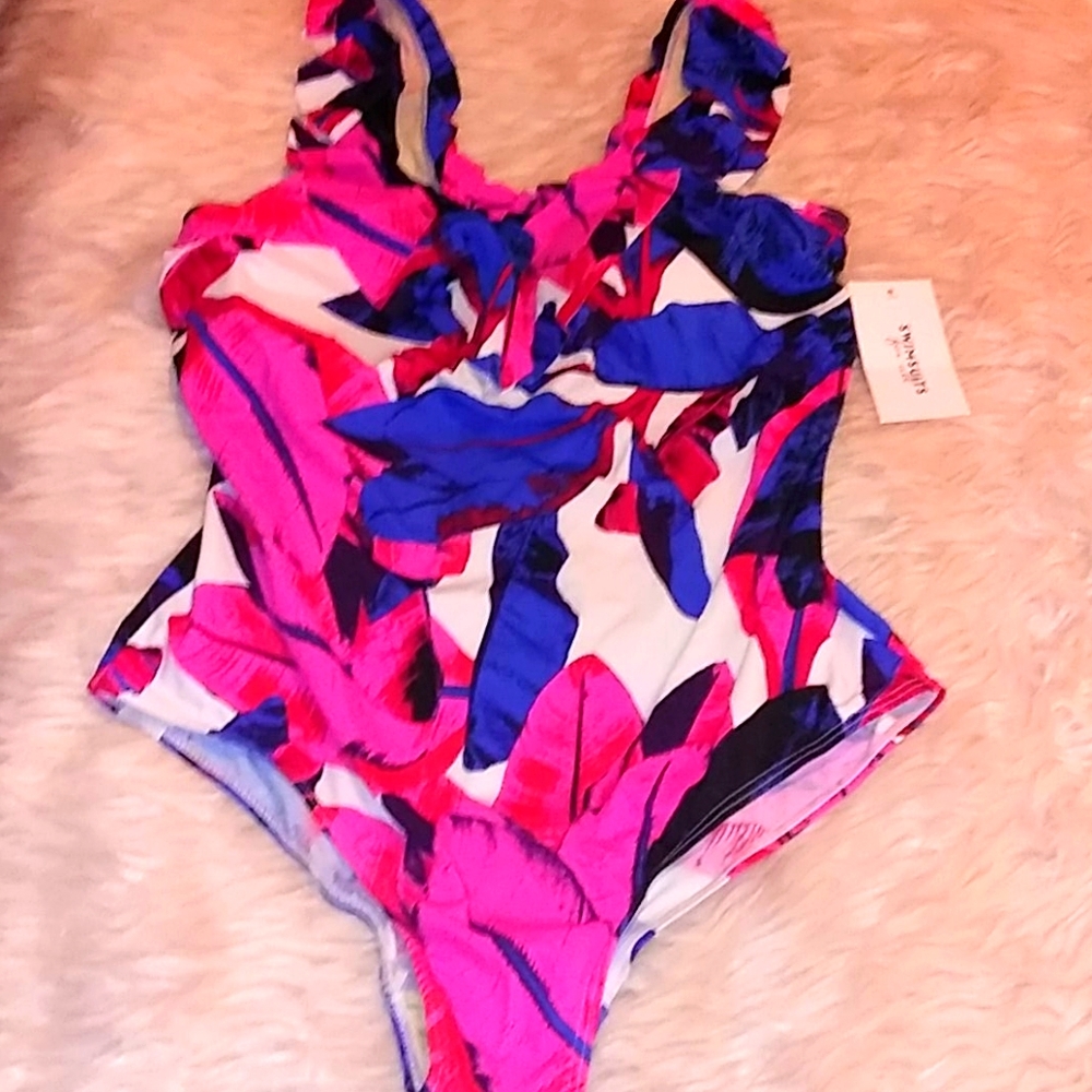 🏊NWT One Piece colorful swimsuit sz 18
